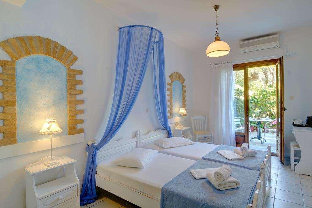 Hotel Agnadi - Horefto Chambre photo